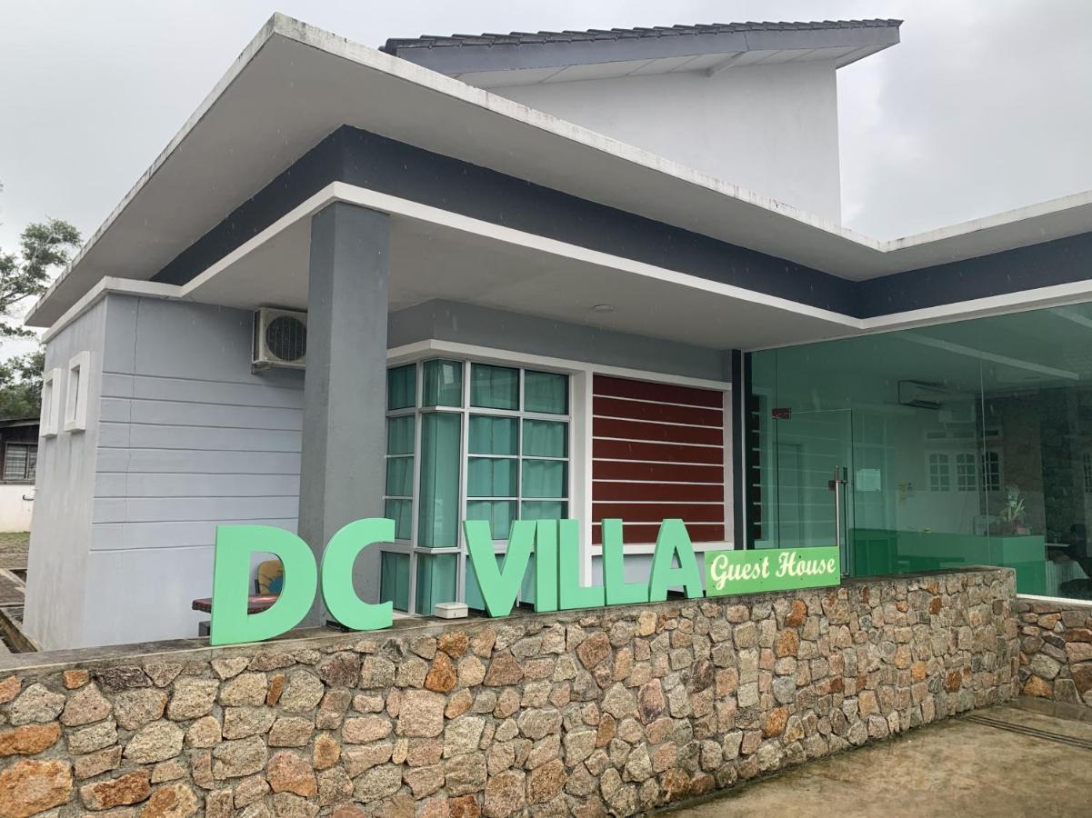 Oyo 90005 Dc Villa Guest House Kuala Rompin Dış mekan fotoğraf